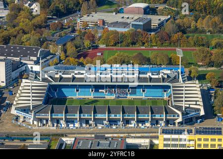 Luftbild, Vonovia Ruhrstadion Fußballstadion und Bundesligastadion des VfL Bochum 1848, Tribüne und vereinzelte Zuschauer, Grumme, Bochum, Ruhrgebiet, Nordrhein-Westfalen, Deutschland ACHTUNGxMINDESTHONORARx60xEURO *** Luftaufnahme, Vonovia Ruhrstadion und Bundesligastadion des VfL Bochum 1848, Tribüne und isolierte Zuschauer, Grumme, Bochum, Ruhrgebiet Nordrhein-Westfalen, Deutschland ATTENTIONxMINDESTHONORARx60xEURO Stockfoto