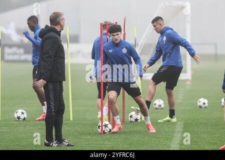 Knokke Heist, Belgien. November 2024. Kyriani Sabbe des Clubs, dargestellt während eines Trainings des belgischen Fußballteams Club Brugge KV, Dienstag, den 05. November 2024 in Knokke-Heist. Das Team bereitet sich auf das morgige Spiel gegen den Engländer Aston Villa F.C. vor, am 4. Tag der UEFA Champions League-Phase. BELGA FOTO BRUNO FAHY Credit: Belga News Agency/Alamy Live News Stockfoto