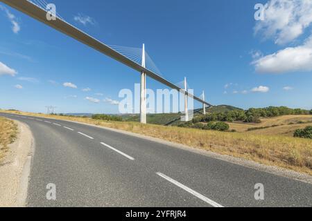 Millau Viaduct Bridge, die höchste Brücke der Welt. Departement Aveyron. Frankreich Stockfoto