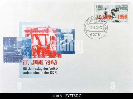 Brief mit gestempelter Briefmarke, gedruckt von Deutschland, zum Gedenken an den Aufstand der DDR von 1953, 50. Jahrestag, um 2003. Stockfoto