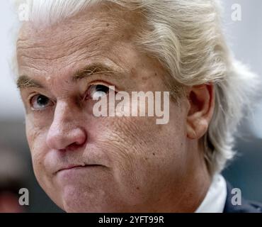 DEN HAAG - Geert Wilders (PVV) im Plenarsaal vor den Abstimmungen im Repräsentantenhaus. ANP REMKO DE WAAL niederlande raus - belgien raus Stockfoto