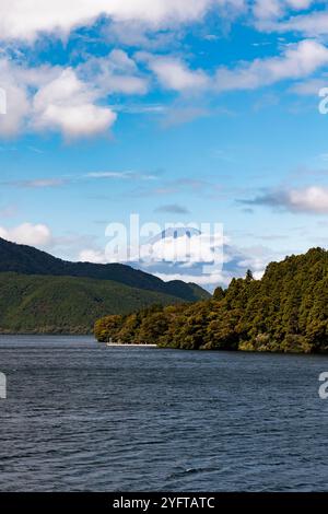 Blick auf den Fuji vom Ashi-See, Hakone, Japan © Giorgia de Dato Stockfoto