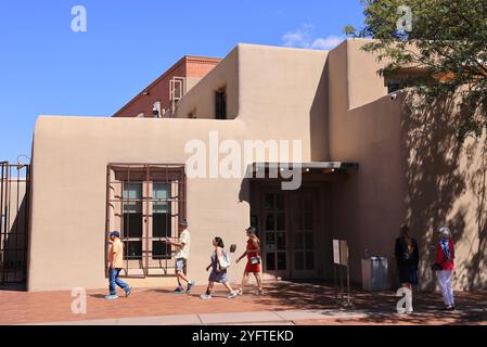 Georgia O'Keeffe Museum in Santa Fe, New Mexico, widmet sich ihrem künstlerischen Erbe und ihrem Leben in den USA. Stockfoto