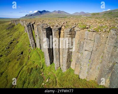 Gerðuberg Klippen auf der Südseite der Halbinsel Snӕfellsnes, West Island Stockfoto