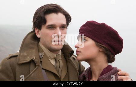 TESTAMENT OF YOUTH 2014 Lionsgate-Film mit Kit Harington und Alicia Vikander Stockfoto