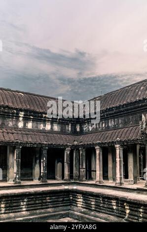 Details zum Tempelkomplex Angkor Wat in Kambodscha bei Sonnenaufgang Stockfoto