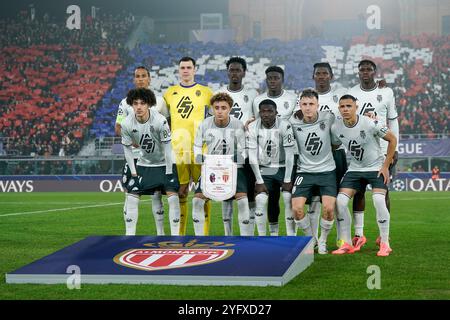 Italien, Italien. November 2024. Bologna, Italien, 5. November 2024: Teamphoto der AS Monaco vor dem Fußballspiel der UEFA Champions League zwischen Bologna FC und AS Monaco im Stadio Renato Dall Ara in Bologna, Italien. (Daniela Porcelli/SPP) Credit: SPP Sport Press Photo. /Alamy Live News Stockfoto