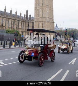 1904 Cadillac London Nach Brighton Veteran Car Run Westminster Bridge London Stockfoto