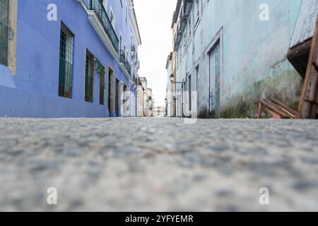 Salvador, Bahia, Brasilien - 12. Oktober 2024: Blick auf die Straßen von Pelourinho, eine Postkarte der Stadt Salvador, Bahia. Stockfoto