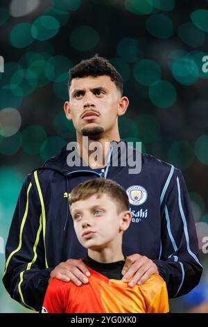 Lissabon, Portugal. November 2024. Matheus Nunes (Manchester City FC) wurde während des Spiels der UEFA Champions League zwischen den Mannschaften Sporting CP und Manchester City FC gesehen. Endergebnis; Sporting 4:1 Manchester City Credit: SOPA Images Limited/Alamy Live News Stockfoto