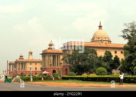 Gebäude am Rajpath Boulevard in Neu-Delhi, Delhi, Indien. Stockfoto