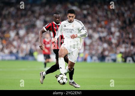 Madrid, Spanien. November 2024. Jude Bellingham von Real Madrid im Spiel der UEFA-Meisterliga 2024/25 zwischen Real Madrid und AC Milan im Santiago Bernabeu Stadion. Endergebnis Real Madrid 1;3 AC Milan (Foto: Guillermo Martinez/SOPA Images/SIPA USA) Credit: SIPA USA/Alamy Live News Stockfoto