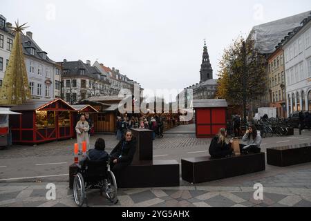 Kopenhagen/Dänemark/06 November 2024/Weihnachtsmarkt im Hojbro plads im Herzen der dänischen Hauptstadt Kopenhagenb. Foto. Bilder von Francis Joseph Dean/Dean sind nicht für kommerzielle Zwecke bestimmt Stockfoto