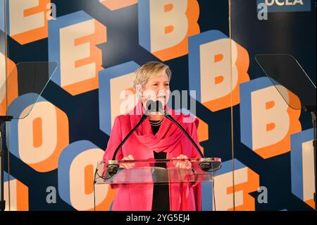 Diana Henriques während der Gerald Loeb Awards 2024, die von der UCLA Anderson verliehen wurden, die am Donnerstag, 10. Oktober 2024 im Rainbow Room in New York City, New York, USA, ausgetragen wurden. Quelle: Jennifer Graylock-Graylock.com Stockfoto