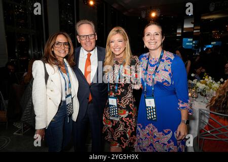 Jo Mathisen, Tyler Mathisen, Sara Eisen, Maria Boden während der Gerald Loeb Awards 2024, die von UCLA Anderson verliehen wurden, im Rainbow Room in New York City, New York, USA, am Donnerstag, 10. Oktober 2024. Quelle: Jennifer Graylock-Graylock.com Stockfoto