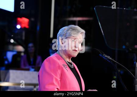 Diana Henriques während der Gerald Loeb Awards 2024, die von der UCLA Anderson verliehen wurden, die am Donnerstag, 10. Oktober 2024 im Rainbow Room in New York City, New York, USA, ausgetragen wurden. Quelle: Jennifer Graylock-Graylock.com Stockfoto