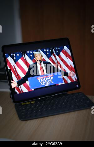 Donald Trump erklärt den Sieg bei den US-Präsidentschaftswahlen 2024 am 5. November 2024 Stockfoto