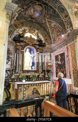 In der Chiesa di San Vittore (Kirche des Heiligen Victor), Isola dei Pescatori oder Isola Superiore, den Borromäischen Inseln, Stresa, Lago Maggiore, Italien Stockfoto