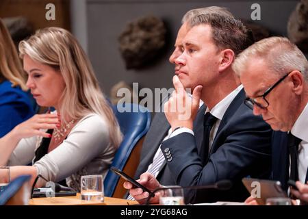 DEN HAAG, NIEDERLANDE - 3. JULI: Minister Eelco Heinen während der Plenardebatte im Tweede Kamer am 3. Juli 2024 in den Haag, Niederlande (Foto: John Beckmann/Orange Pictures) Stockfoto