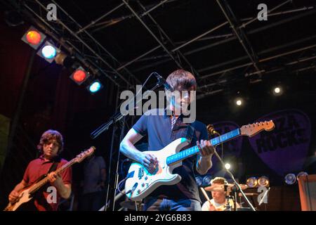 Arctic Monkeys tritt in Bar M, Ibiza, 1. September 2007, Ibiza, Spanien auf. Stockfoto