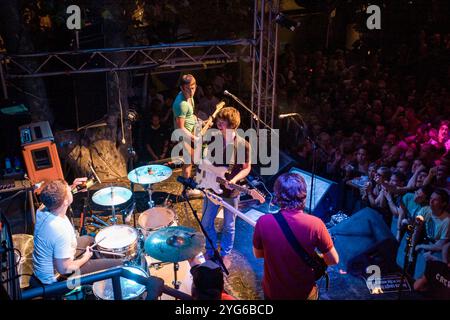 Arctic Monkeys tritt in Bar M, Ibiza, 1. September 2007, Ibiza, Spanien auf. Stockfoto