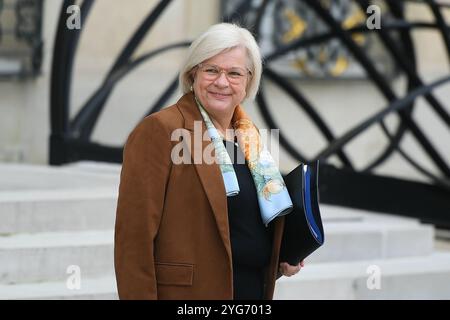 Paris, Frankreich. November 2024. Französische Ministerin für territoriale Partnerschaften und Dezentralisierung Catherine Vautrin, wöchentliche Kabinettssitzung im Elysee-Palast in Paris, Frankreich am 6. November 2024. (Foto: Lionel Urman/SIPA USA) Credit: SIPA USA/Alamy Live News Stockfoto