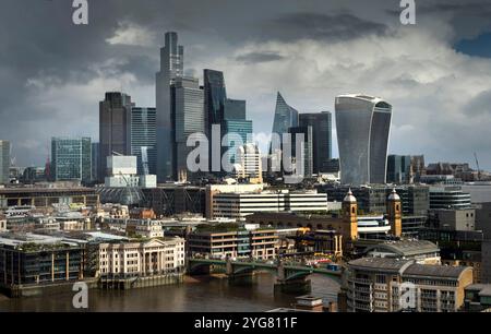 Großbritannien, England, London, City Skyline von Tate MOdy Stockfoto