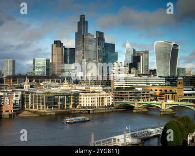 Großbritannien, England, London, City Skyline von Tate MOdy Stockfoto