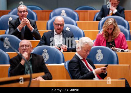 8. OKTOBER 2024 Niederländisch Tweede Kamer Plenardebatte DEN HAAG, NIEDERLANDE - 8. OKTOBER: Rene Claassen PVV während der Plenardebatte im Tweede Kamer am 8. Oktober 2024 in den Haag Tweede Kamer Niederlande den Haag Tweede Kamer Niederlande Inhalte können nicht direkt oder indirekt über Dritte weiterverbreitet werden. Copyright: XJohnxBeckmannx Stockfoto