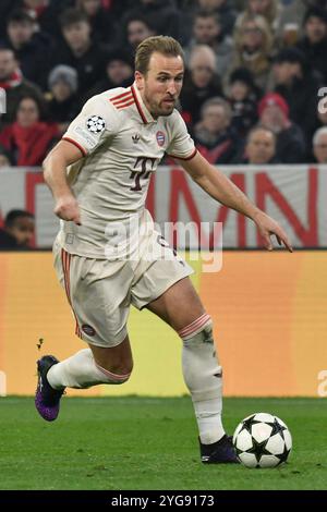 München, Deutschland. November 2024. MÜNCHEN, DEUTSCHLAND - 6. NOVEMBER: Harry Kane von Bayern München während des MD4-Spiels der UEFA Champions League 2024/25 zwischen dem FC Bayern München und SL Benfica in der Football Arena München am 6. November 2024 in München.241106 SEPA 24 072 - 20241106 PD14069 Credit: APA-PictureDesk/Alamy Live News Stockfoto