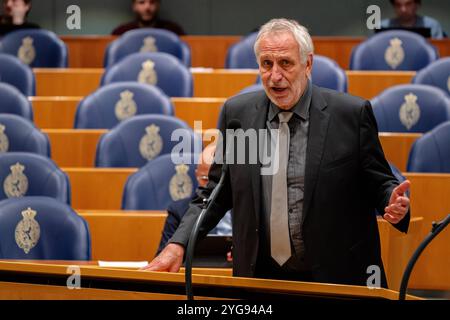 01 02 2024 Dutch Tweede Kamer Plenardebatte DEN HAAG, NIEDERLANDE - 1. FEBRUAR: Harm Holman NSC während der Plenardebatte im Tweede Kamer am 1. Februar 2024 in den Haag Tweede Kamer Niederlande den Haag Tweede Kamer Niederlande Inhalte können nicht direkt oder indirekt über Dritte weiterverbreitet werden. Copyright: XJohnxBeckmannx Stockfoto