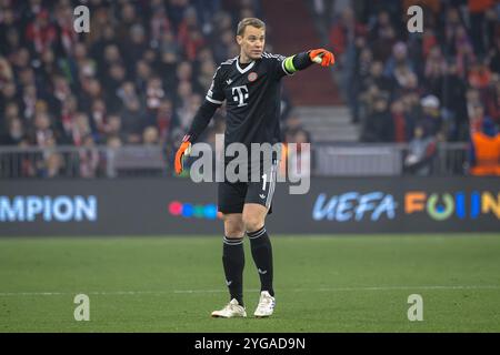 München, Deutschland. November 2024. München, 06. November 2024: Torhüter Manuel neuer (1 München) beim UEFA Champions League-Spiel zwischen dem FC Bayern München und Benfica Lissabon in der Allianz Arena in München. Philipp Kresnik (Philipp Kresnik/SPP) Credit: SPP Sport Press Photo. /Alamy Live News Stockfoto