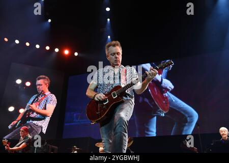 UK. November 2024. LONDON, ENGLAND – 06. NOVEMBER: Simon McBride von Deep Purple trat am 6. November 2024 in der O2 Arena in Greenwich auf. CAP/MAR © MAR/Capital Pictures Credit: Capital Pictures/Alamy Live News Stockfoto