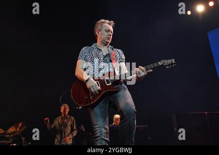 UK. November 2024. LONDON, ENGLAND – 06. NOVEMBER: Simon McBride von Deep Purple trat am 6. November 2024 in der O2 Arena in Greenwich auf. CAP/MAR © MAR/Capital Pictures Credit: Capital Pictures/Alamy Live News Stockfoto