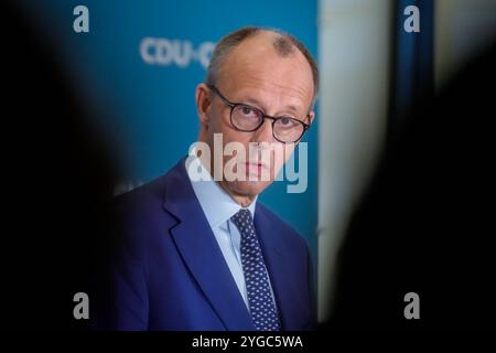 Presseerklärung nach Entlassung des Bundesfinanzministers Friedrich Merz Vorsitzender der CDU/CSU-Bundestagsfraktion beim Pressestatment nach Entlassung des Bundesfinanzministers auf der Fraktionsebene im Deutschen Bundestag, Berlin , 07.11.2024 Berlin Deutschland *** Pressemitteilung nach der Entlassung des Bundesfinanzministers im Deutschen Bundestag, Berlin , 07 11 2024 Berlin Stockfoto