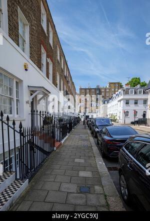 London - 06 16 2022: Blick auf Montpelier PL Stockfoto