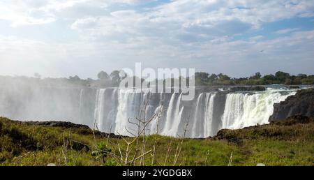 Victoria Falls, Wasserfall am Sambesi Fluss an der Grenze zwischen Sambia und Simbabwe. Afrika Stockfoto