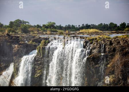 Victoria Falls, Wasserfall am Sambesi Fluss an der Grenze zwischen Sambia und Simbabwe. Afrika Stockfoto