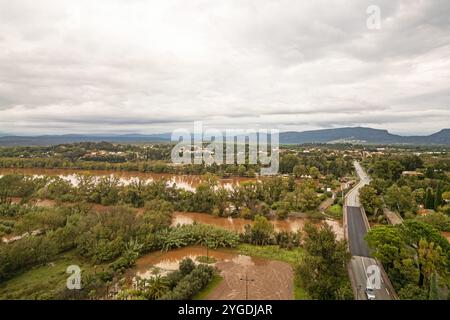 Luftaufnahme von überflutetem Land in Roquebrune-Sur-Argens in der Provence Südostfrankreich. Stockfoto