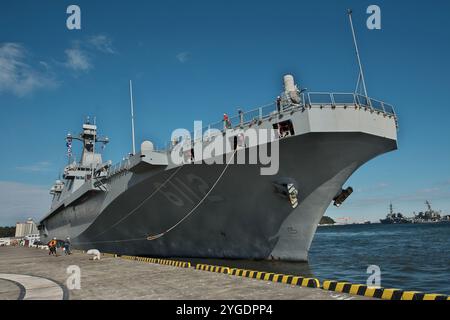 Yokosuka, Japan. November 2024. Das amphibische Angriffsschiff Marado (LPH-6112) der südkoreanischen Marine trifft am Donnerstag, den 7. November 2024, in Yokosuka in der Präfektur Kanagawa ein. Foto: Keizo Mori/UPI Credit: UPI/Alamy Live News Stockfoto