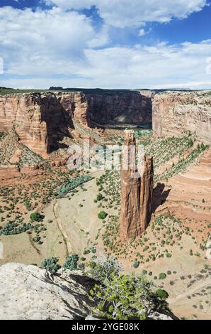 Malerische Felsformation in einem Canyon in der Wüste im Südwesten der USA Stockfoto