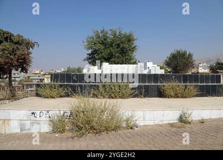 Massengrab mit 1500 Opfern des Gasangriffs von Saddam Hussein in Halabja im Jahr 1988 Stockfoto