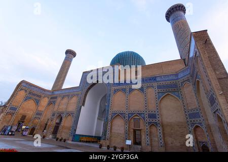 Samarkand, Usbekistan 2. Oktober 2024: Guri Amir ist ein Mausoleum des turkomongolischen Eroberers Timur in Samarkand Stockfoto