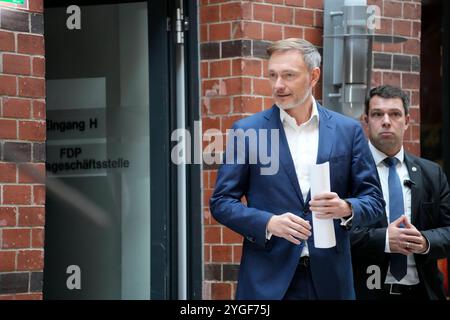 Pressekonferenz, FDP zum Ampel aus Pressekonferenz, Hans-Dietrich-Genscher-Haus, FDP-Generalsekretär Bijan Djir-Sarai, Bundesfinanzminister Christian Lindner, Bundesministerin Bettina stark-Watzinger, Christian Dürr, Fraktionsvorstand, Bundesjustizminister Marco Buschmann Berlin Berlin GER *** Pressekonferenz, FDP zur Ampelpressekonferenz, Hans-Dietrich-Genscher-Haus, FDP-Generalsekretär Bijan Djir Sarai, Bundesfinanzminister Christian Lindner, Bundesministerin Bettina stark Watzinger, Christian Dürr, Fraktionsvorsitzender, Bundesminister der Justiz Marco Buschma Stockfoto