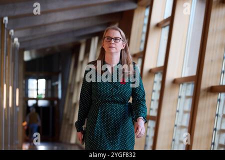 Edinburgh Schottland, Vereinigtes Königreich 07. November 2024. Kabinettssekretärin für soziale Gerechtigkeit Shirley-Anne Somerville MSP im schottischen Parlament. Credit sst/alamy Live News Stockfoto