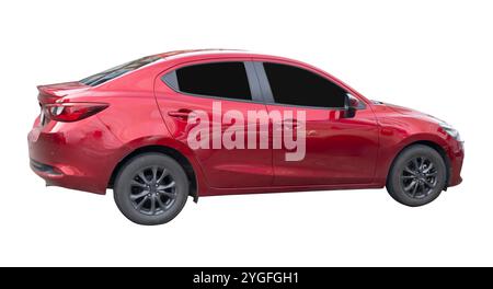 Seitenansicht des roten Sportwagens ist isoliert auf weißem Hintergrund mit Beschneidungspfad. Stockfoto