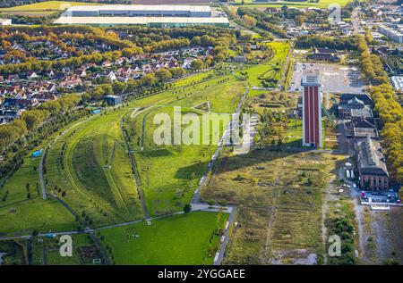 Luftbild, Zechenpark Friedrich Heinrich, LAGA Park, ehemaliges RAG Bergwerk West mit Zechenturm und Förderturm, Lintfort, Kamp-Lintfort, Ruhrgebiet, Nordrhein-Westfalen, Deutschland ACHTUNGxMINDESTHONORARx60xEURO *** Luftaufnahme, Friedrich Heinrich Colliery Park, LAGA Park, ehemalige Zeche RAG West mit Zeche- und Wendeturm, Lintfort, Kamp Lintfort, Ruhrgebiet, Nordrhein-Westfalen, Deutschland ACHTUNGxMINDESTHONORARx60xEURO Stockfoto