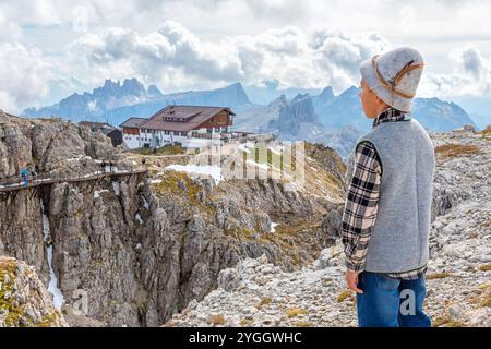 Von oben nehmen Kinderträume Gestalt an. Europa, Italien, Venetien, Provinz Belluno, Cortina d'Ampezzo Stockfoto