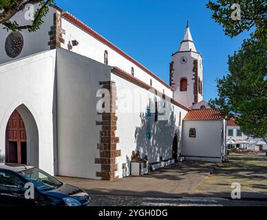 Santa Cruz, die Igreja Matriz de Santa Cruz (Hauptkirche) ist als Kulturdenkmal unter dem Namen Igreja de São Salvador (Kirche der R. Stockfoto