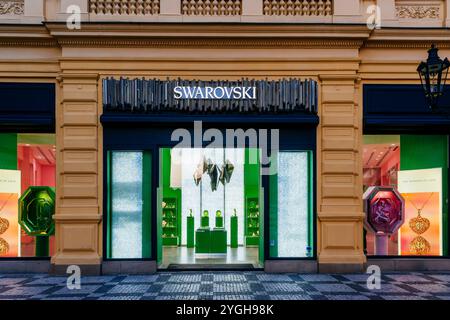 Hotel Ventana und Swarovski Juweliergeschäft. Prag, Tschechische Republik, Europa Stockfoto